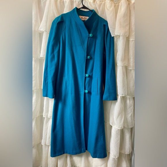 beau brem Jackets & Blazers - VINTAGE Beau Brem Ladies Elegant Coat with Button Details